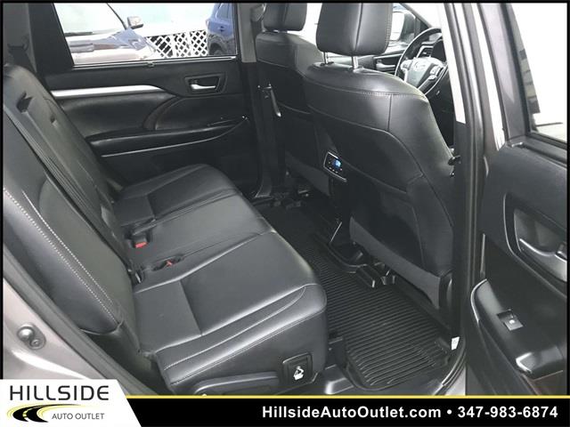 2019 Toyota Highlander XLE, available for sale in Jamaica, New York | Hillside Auto Outlet. Jamaica, New York 2019 Toyota Highlander XLE, available for sale in Jamaica, New York | Hillside Auto Outlet. Jamaica, New York