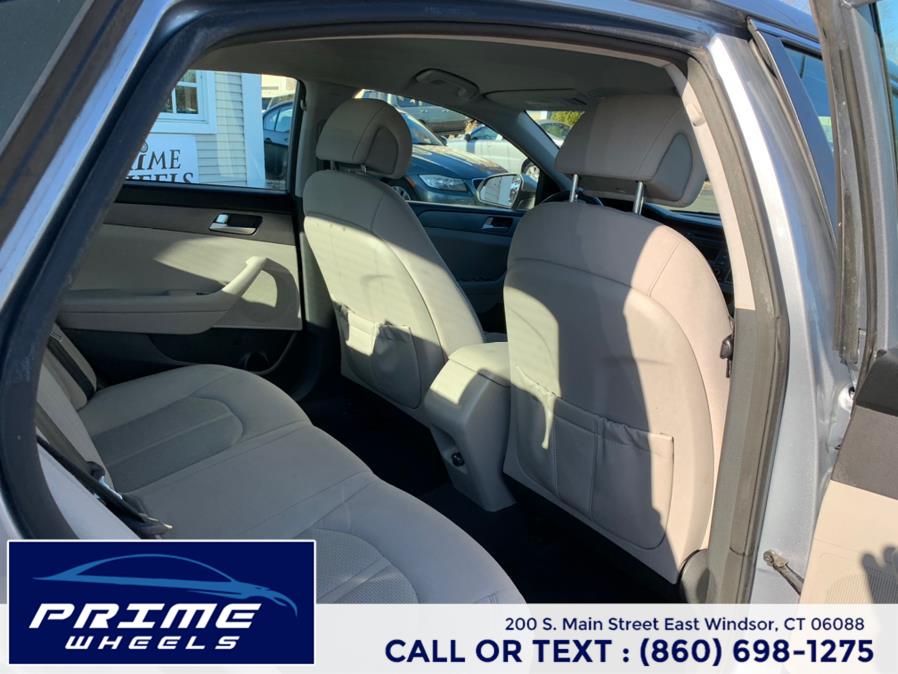 Used Hyundai Sonata 4dr Sdn 2.4L SE PZEV 2015 | Prime Wheels. East Windsor, Connecticut Used Hyundai Sonata 4dr Sdn 2.4L SE PZEV 2015 | Prime Wheels. East Windsor, Connecticut
