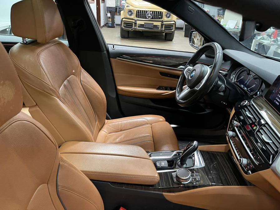 2019 BMW 5 Series 540i xDrive Sedan, available for sale in Inwood, New York | 5 Towns Drive. Inwood, New York 2019 BMW 5 Series 540i xDrive Sedan, available for sale in Inwood, New York | 5 Towns Drive. Inwood, New York