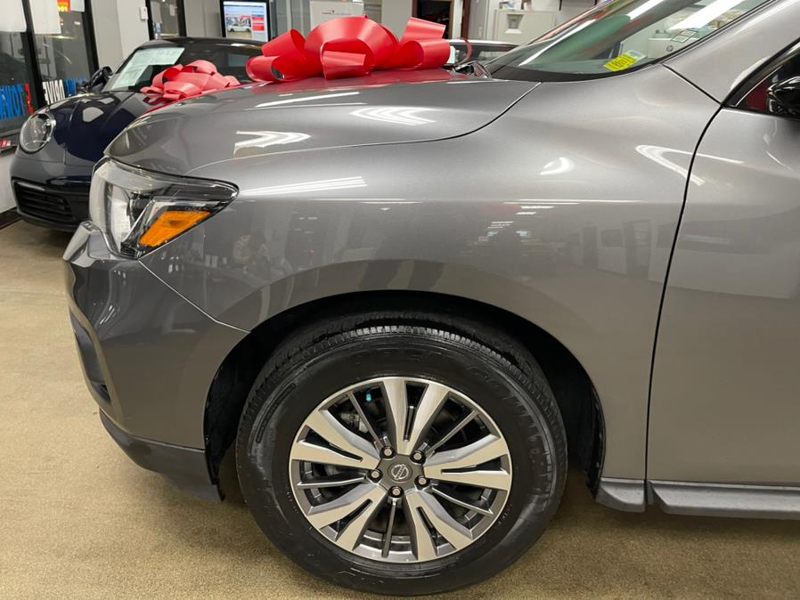 2020 Nissan Pathfinder FWD SL, available for sale in Inwood, New York | 5 Towns Drive. Inwood, New York 2020 Nissan Pathfinder FWD SL, available for sale in Inwood, New York | 5 Towns Drive. Inwood, New York