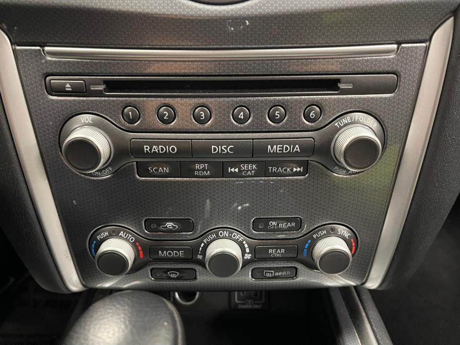 2020 Nissan Pathfinder FWD SL, available for sale in Inwood, New York | 5 Towns Drive. Inwood, New York 2020 Nissan Pathfinder FWD SL, available for sale in Inwood, New York | 5 Towns Drive. Inwood, New York