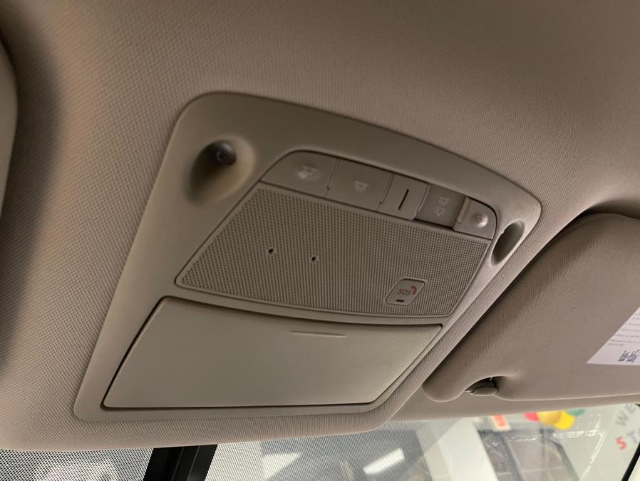 2020 Nissan Pathfinder FWD SL, available for sale in Inwood, New York | 5 Towns Drive. Inwood, New York 2020 Nissan Pathfinder FWD SL, available for sale in Inwood, New York | 5 Towns Drive. Inwood, New York