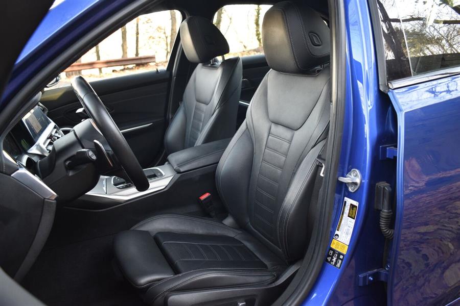 2019 BMW 3 Series 330i xDrive AWD 4dr Sedan, available for sale in Great Neck, New York | Camy Cars. Great Neck, New York 2019 BMW 3 Series 330i xDrive AWD 4dr Sedan, available for sale in Great Neck, New York | Camy Cars. Great Neck, New York