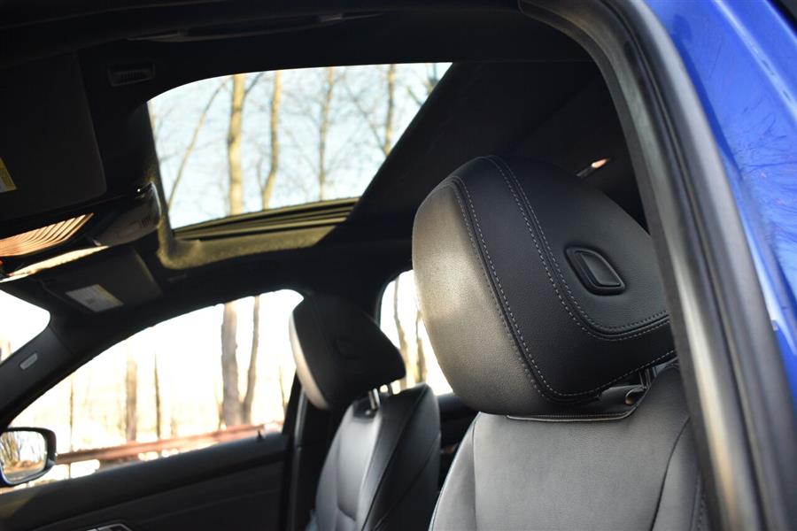 2019 BMW 3 Series 330i xDrive AWD 4dr Sedan, available for sale in Great Neck, New York | Camy Cars. Great Neck, New York 2019 BMW 3 Series 330i xDrive AWD 4dr Sedan, available for sale in Great Neck, New York | Camy Cars. Great Neck, New York