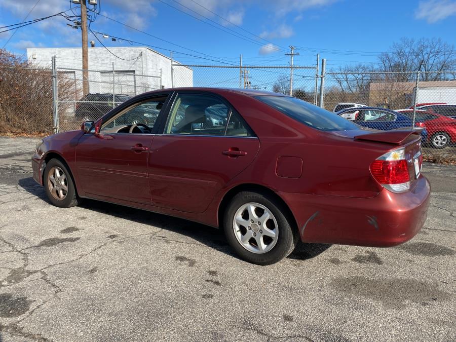 2005 Toyota Camry 4dr Sdn LE Auto (Natl), available for sale in Milford, Connecticut | Dealertown Auto Wholesalers. Milford, Connecticut 2005 Toyota Camry 4dr Sdn LE Auto (Natl), available for sale in Milford, Connecticut | Dealertown Auto Wholesalers. Milford, Connecticut