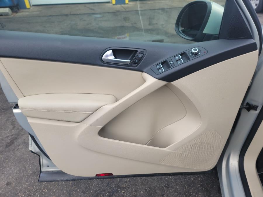 2013 Volkswagen Tiguan 4WD 4dr Auto S, available for sale in Philadelphia, Pennsylvania | Eugen's Auto Sales & Repairs. Philadelphia, Pennsylvania 2013 Volkswagen Tiguan 4WD 4dr Auto S, available for sale in Philadelphia, Pennsylvania | Eugen's Auto Sales & Repairs. Philadelphia, Pennsylvania