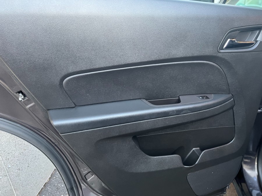 2015 Chevrolet Equinox AWD 4dr LTZ, available for sale in Bristol, Connecticut | Bristol Auto Center LLC. Bristol, Connecticut 2015 Chevrolet Equinox AWD 4dr LTZ, available for sale in Bristol, Connecticut | Bristol Auto Center LLC. Bristol, Connecticut