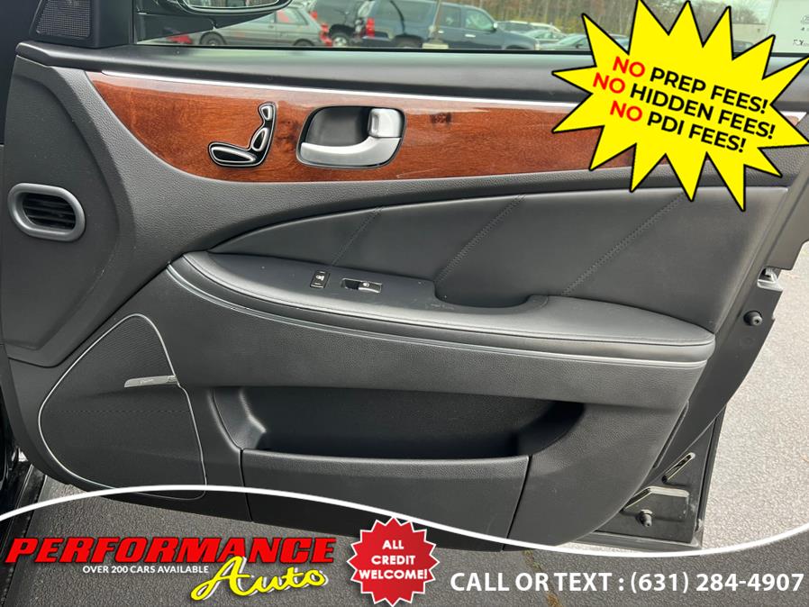 2013 Hyundai Equus 4dr Sdn Signature, available for sale in Bohemia, New York | Performance Auto Inc. Bohemia, New York 2013 Hyundai Equus 4dr Sdn Signature, available for sale in Bohemia, New York | Performance Auto Inc. Bohemia, New York