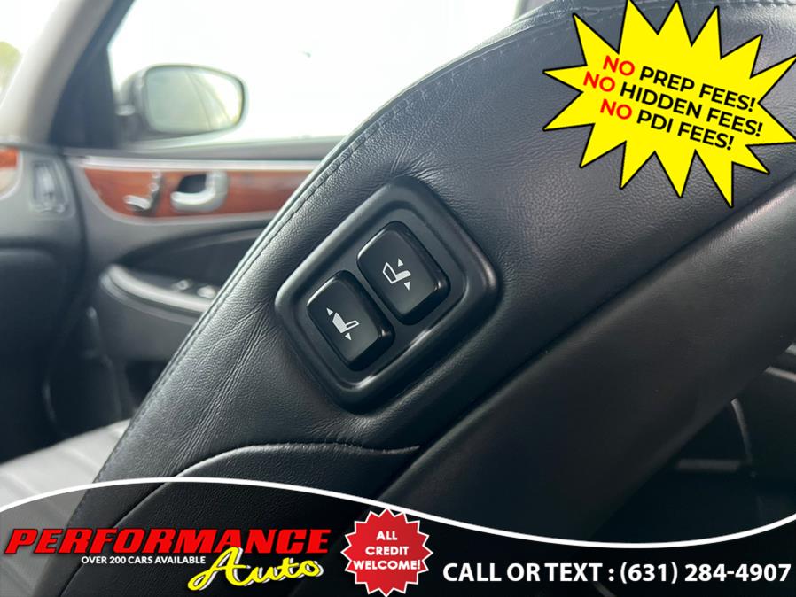 2013 Hyundai Equus 4dr Sdn Signature, available for sale in Bohemia, New York | Performance Auto Inc. Bohemia, New York 2013 Hyundai Equus 4dr Sdn Signature, available for sale in Bohemia, New York | Performance Auto Inc. Bohemia, New York