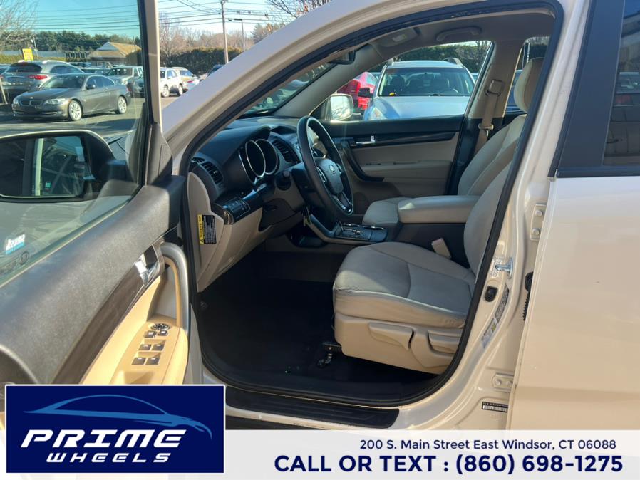 Used Kia Sorento 2WD 4dr V6 LX 2011 | Prime Wheels. East Windsor, Connecticut Used Kia Sorento 2WD 4dr V6 LX 2011 | Prime Wheels. East Windsor, Connecticut