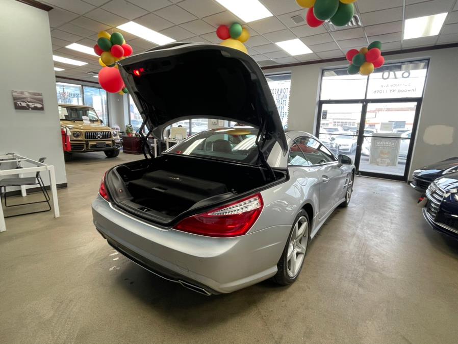 Used Mercedes-Benz SL-Class 2dr Roadster SL 550 2013 | 5 Towns Drive. Inwood, New York Used Mercedes-Benz SL-Class 2dr Roadster SL 550 2013 | 5 Towns Drive. Inwood, New York