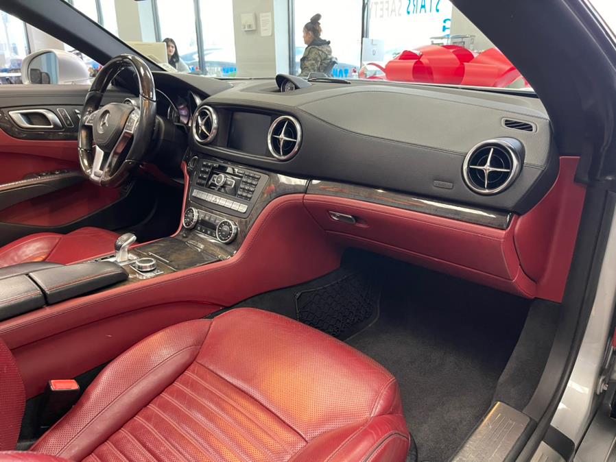Used Mercedes-Benz SL-Class 2dr Roadster SL 550 2013 | 5 Towns Drive. Inwood, New York Used Mercedes-Benz SL-Class 2dr Roadster SL 550 2013 | 5 Towns Drive. Inwood, New York