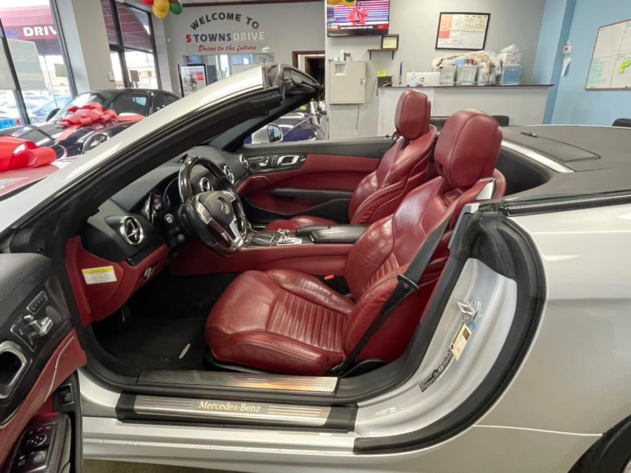 Used Mercedes-Benz SL-Class 2dr Roadster SL 550 2013 | 5 Towns Drive. Inwood, New York Used Mercedes-Benz SL-Class 2dr Roadster SL 550 2013 | 5 Towns Drive. Inwood, New York