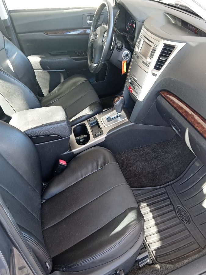 2014 Subaru Legacy 4dr Sdn H4 Auto 2.5i Limited, available for sale in New Britain, Connecticut | Supreme Automotive. New Britain, Connecticut 2014 Subaru Legacy 4dr Sdn H4 Auto 2.5i Limited, available for sale in New Britain, Connecticut | Supreme Automotive. New Britain, Connecticut