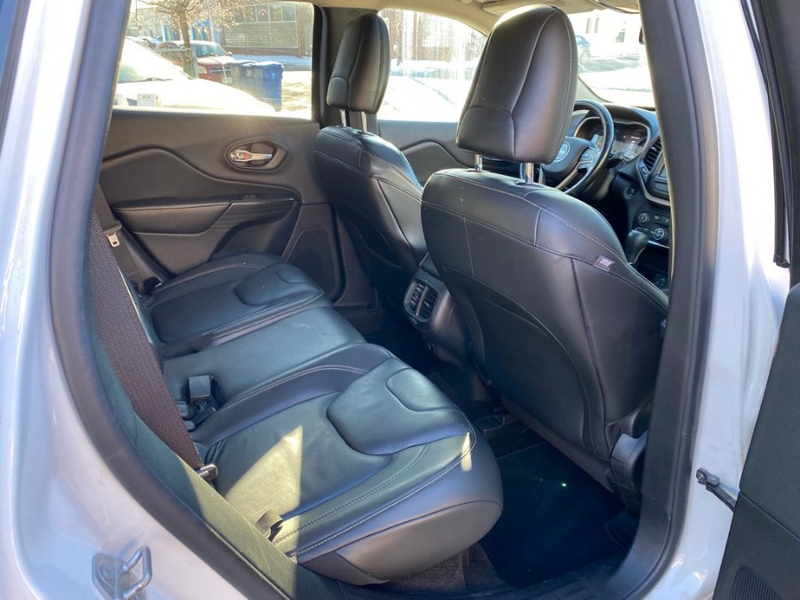 2015 Jeep Cherokee 4WD 4dr Limited, available for sale in West Springfield, Massachusetts | Union Street Auto Sales. West Springfield, Massachusetts 2015 Jeep Cherokee 4WD 4dr Limited, available for sale in West Springfield, Massachusetts | Union Street Auto Sales. West Springfield, Massachusetts