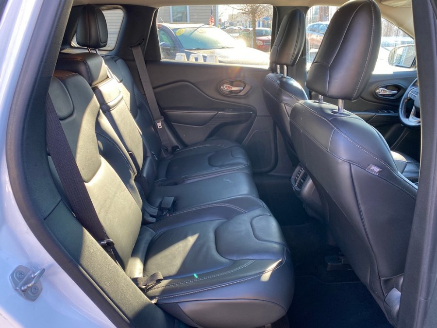 2015 Jeep Cherokee 4WD 4dr Limited, available for sale in West Springfield, Massachusetts | Union Street Auto Sales. West Springfield, Massachusetts 2015 Jeep Cherokee 4WD 4dr Limited, available for sale in West Springfield, Massachusetts | Union Street Auto Sales. West Springfield, Massachusetts