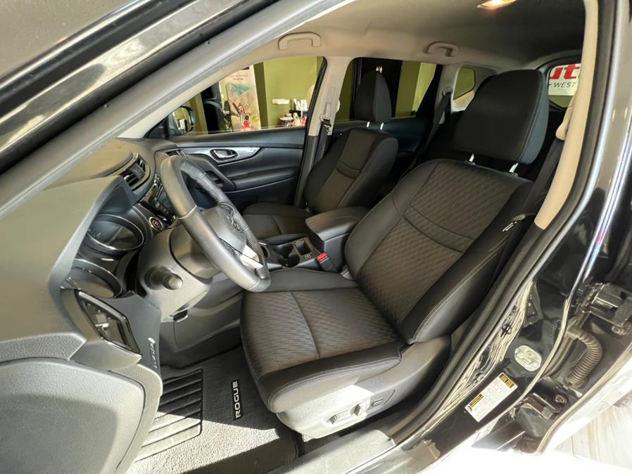 2019 Nissan Rogue AWD SV, available for sale in West Hartford, Connecticut | AutoMax. West Hartford, Connecticut 2019 Nissan Rogue AWD SV, available for sale in West Hartford, Connecticut | AutoMax. West Hartford, Connecticut