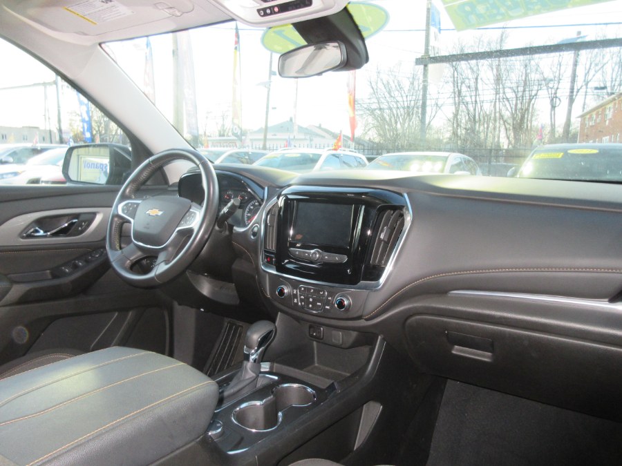 Used Chevrolet Traverse AWD 4dr LT Cloth w/2FL 2021 | Route 27 Auto Mall. Linden, New Jersey Used Chevrolet Traverse AWD 4dr LT Cloth w/2FL 2021 | Route 27 Auto Mall. Linden, New Jersey