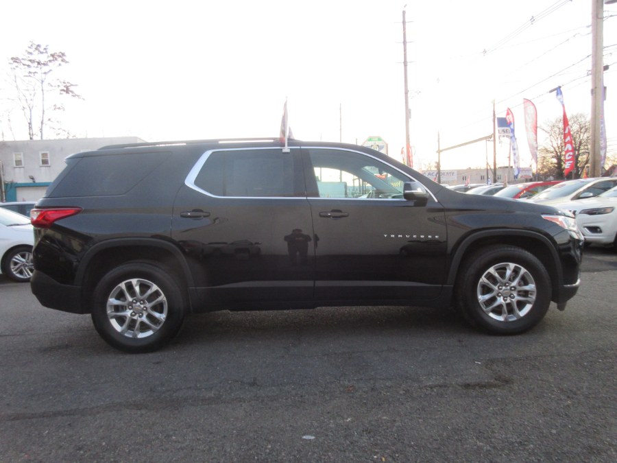 Used Chevrolet Traverse AWD 4dr LT Cloth w/2FL 2021 | Route 27 Auto Mall. Linden, New Jersey Used Chevrolet Traverse AWD 4dr LT Cloth w/2FL 2021 | Route 27 Auto Mall. Linden, New Jersey