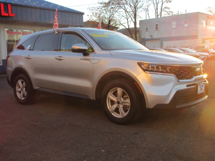 2021 Kia Sorento LX FWD, available for sale in Linden, New Jersey | Route 27 Auto Mall. Linden, New Jersey 2021 Kia Sorento LX FWD, available for sale in Linden, New Jersey | Route 27 Auto Mall. Linden, New Jersey