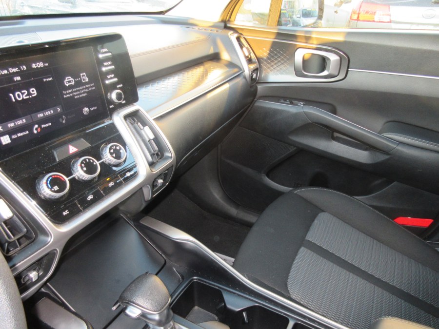 2021 Kia Sorento LX FWD, available for sale in Linden, New Jersey | Route 27 Auto Mall. Linden, New Jersey 2021 Kia Sorento LX FWD, available for sale in Linden, New Jersey | Route 27 Auto Mall. Linden, New Jersey