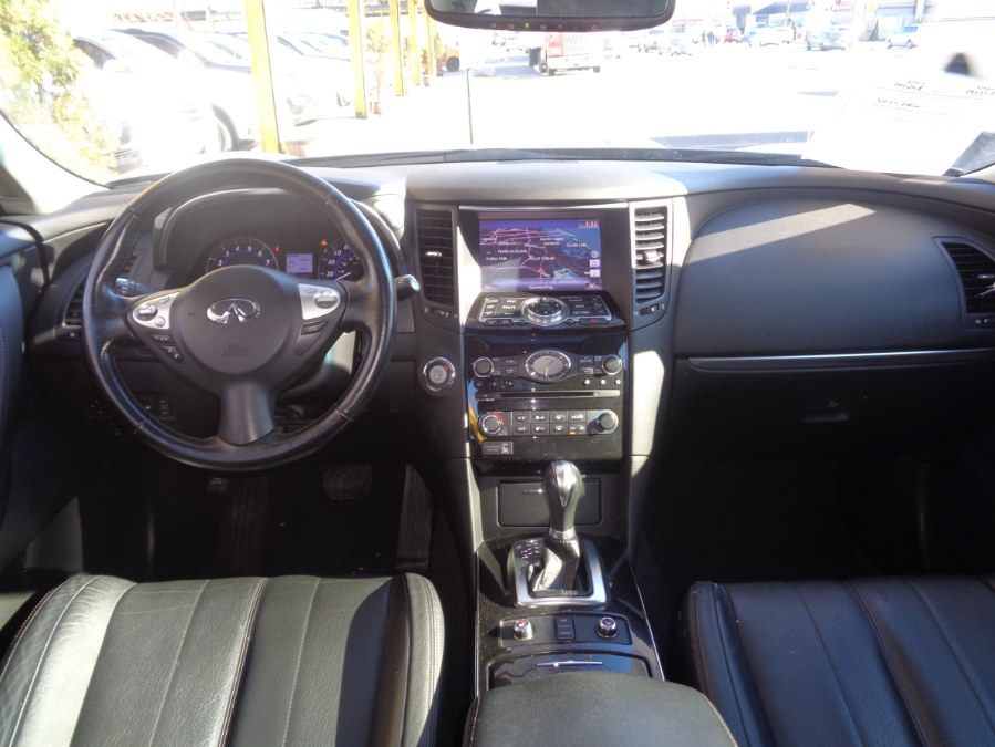 2017 INFINITI QX70 LOW MILES!. CLEAN CARFAX!, available for sale in Elmont, New York | Sunrise of Elmont. Elmont, New York 2017 INFINITI QX70 LOW MILES!. CLEAN CARFAX!, available for sale in Elmont, New York | Sunrise of Elmont. Elmont, New York