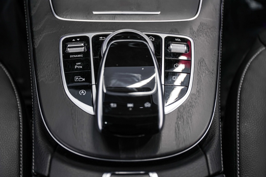 2018 Mercedes-Benz E-Class E 300 4MATIC Sedan, available for sale in ELMONT, New York | 26 Motors Long Island. ELMONT, New York 2018 Mercedes-Benz E-Class E 300 4MATIC Sedan, available for sale in ELMONT, New York | 26 Motors Long Island. ELMONT, New York