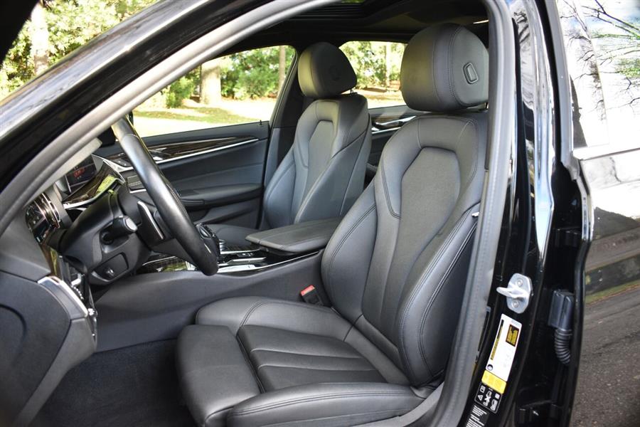 2019 BMW 5 Series 530i xDrive AWD 4dr Sedan, available for sale in Great Neck, New York | Camy Cars. Great Neck, New York 2019 BMW 5 Series 530i xDrive AWD 4dr Sedan, available for sale in Great Neck, New York | Camy Cars. Great Neck, New York