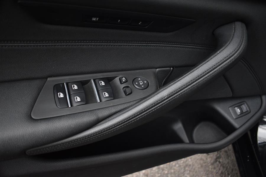 2019 BMW 5 Series 530i xDrive AWD 4dr Sedan, available for sale in Great Neck, New York | Camy Cars. Great Neck, New York 2019 BMW 5 Series 530i xDrive AWD 4dr Sedan, available for sale in Great Neck, New York | Camy Cars. Great Neck, New York