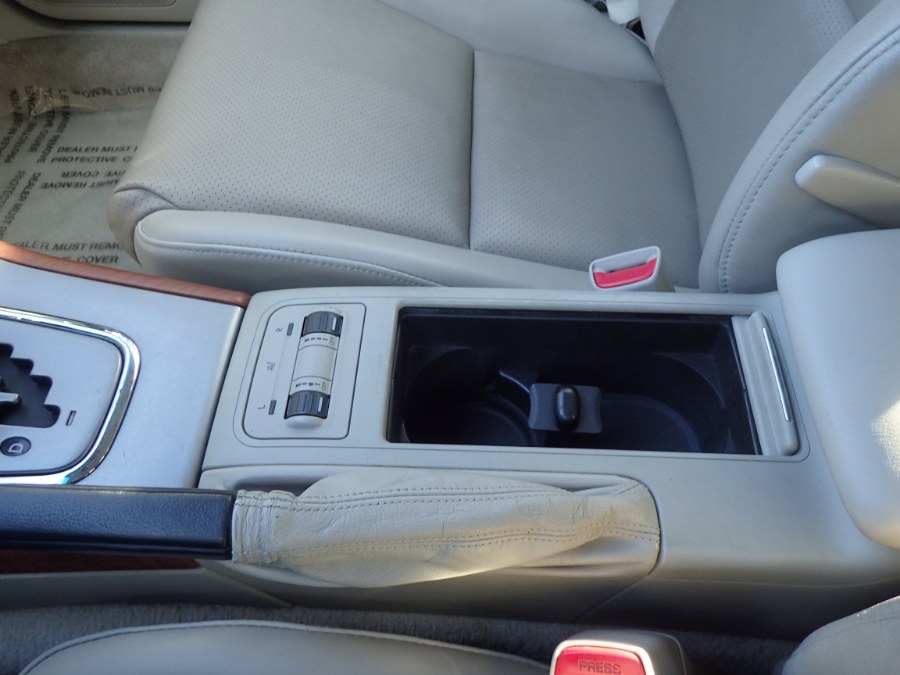 2005 Subaru Legacy Wagon Outback 3.0 R L.L. Bean Edition, available for sale in Storrs, Connecticut | Eagleville Motors. Storrs, Connecticut 2005 Subaru Legacy Wagon Outback 3.0 R L.L. Bean Edition, available for sale in Storrs, Connecticut | Eagleville Motors. Storrs, Connecticut