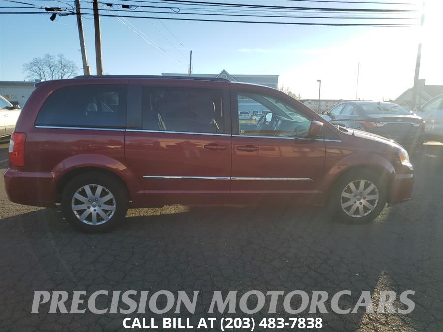 2016 Chrysler Town & Country 4dr Wgn Touring, available for sale in Branford, Connecticut | Precision Motor Cars LLC. Branford, Connecticut 2016 Chrysler Town & Country 4dr Wgn Touring, available for sale in Branford, Connecticut | Precision Motor Cars LLC. Branford, Connecticut