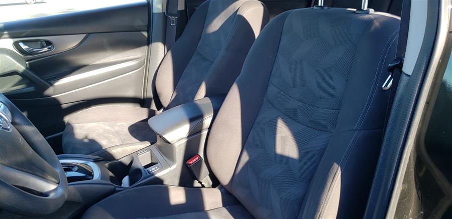 2016 Nissan Rogue AWD 4dr S, available for sale in Little Ferry, New Jersey | Victoria Preowned Autos Inc. Little Ferry, New Jersey 2016 Nissan Rogue AWD 4dr S, available for sale in Little Ferry, New Jersey | Victoria Preowned Autos Inc. Little Ferry, New Jersey