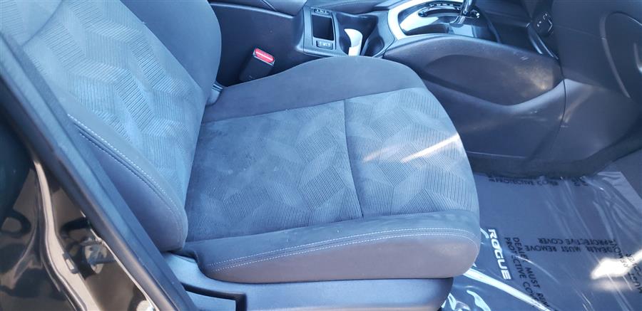 2016 Nissan Rogue AWD 4dr S, available for sale in Little Ferry, New Jersey | Victoria Preowned Autos Inc. Little Ferry, New Jersey 2016 Nissan Rogue AWD 4dr S, available for sale in Little Ferry, New Jersey | Victoria Preowned Autos Inc. Little Ferry, New Jersey