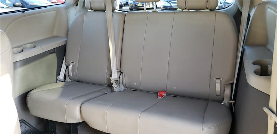 2016 Toyota Sienna 5dr 8-Pass Van XLE FWD (Natl), available for sale in Little Ferry, New Jersey | Victoria Preowned Autos Inc. Little Ferry, New Jersey 2016 Toyota Sienna 5dr 8-Pass Van XLE FWD (Natl), available for sale in Little Ferry, New Jersey | Victoria Preowned Autos Inc. Little Ferry, New Jersey