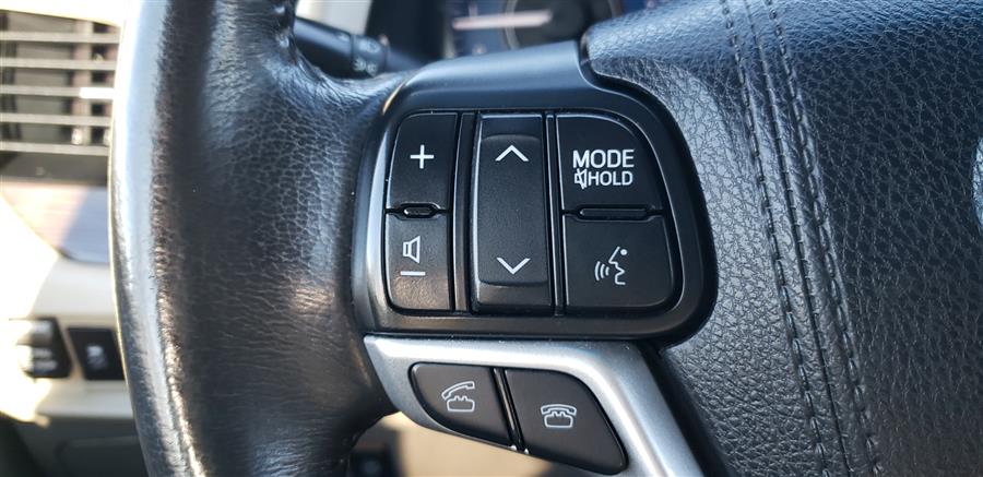 2016 Toyota Sienna 5dr 8-Pass Van XLE FWD (Natl), available for sale in Little Ferry, New Jersey | Victoria Preowned Autos Inc. Little Ferry, New Jersey 2016 Toyota Sienna 5dr 8-Pass Van XLE FWD (Natl), available for sale in Little Ferry, New Jersey | Victoria Preowned Autos Inc. Little Ferry, New Jersey