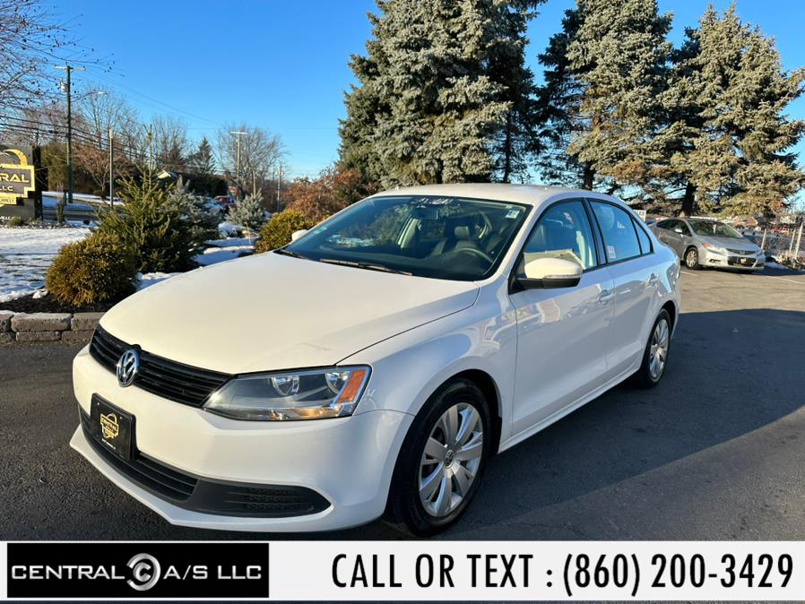 2014 Volkswagen Jetta Sedan 4dr Man SE w/Connectivity/Sunroof PZEV, available for sale in East Windsor, Connecticut | Central A/S LLC. East Windsor, Connecticut 2014 Volkswagen Jetta Sedan 4dr Man SE w/Connectivity/Sunroof PZEV, available for sale in East Windsor, Connecticut | Central A/S LLC. East Windsor, Connecticut