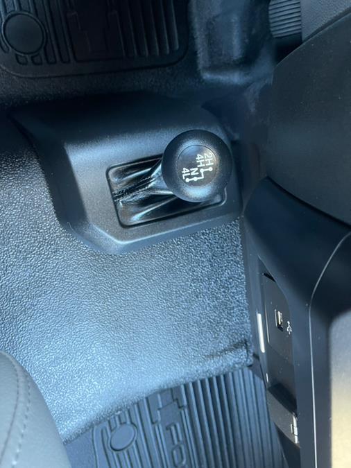 2017 Ford Super Duty F-250 SRW XL 4WD Reg Cab 8'' Box, available for sale in South Windsor, Connecticut | Mike And Tony Auto Sales, Inc. South Windsor, Connecticut 2017 Ford Super Duty F-250 SRW XL 4WD Reg Cab 8'' Box, available for sale in South Windsor, Connecticut | Mike And Tony Auto Sales, Inc. South Windsor, Connecticut