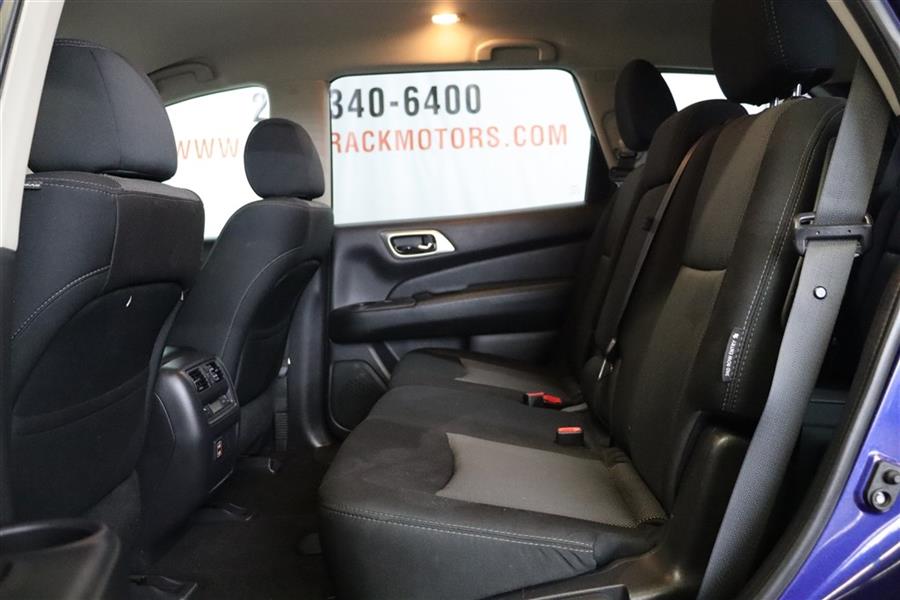 2018 Nissan Pathfinder SV, available for sale in Paterson, New Jersey | Fast Track Motors. Paterson, New Jersey 2018 Nissan Pathfinder SV, available for sale in Paterson, New Jersey | Fast Track Motors. Paterson, New Jersey