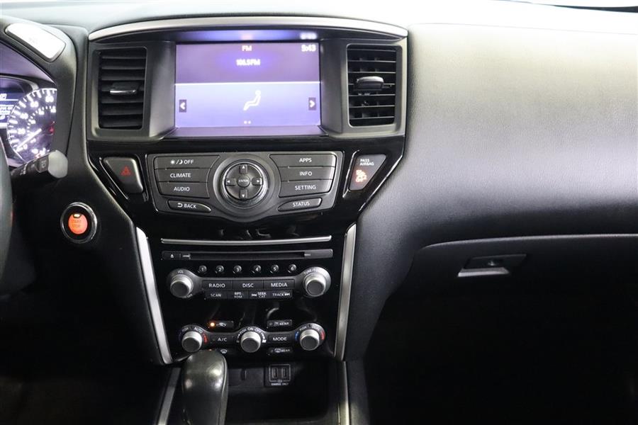 2018 Nissan Pathfinder SV, available for sale in Paterson, New Jersey | Fast Track Motors. Paterson, New Jersey 2018 Nissan Pathfinder SV, available for sale in Paterson, New Jersey | Fast Track Motors. Paterson, New Jersey