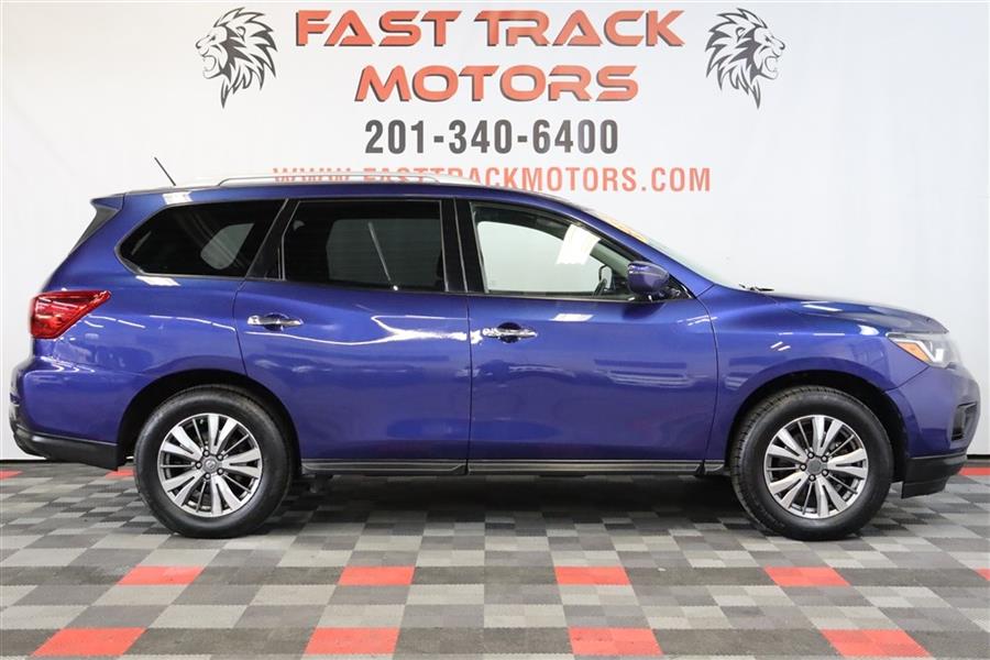 2018 Nissan Pathfinder SV, available for sale in Paterson, New Jersey | Fast Track Motors. Paterson, New Jersey 2018 Nissan Pathfinder SV, available for sale in Paterson, New Jersey | Fast Track Motors. Paterson, New Jersey