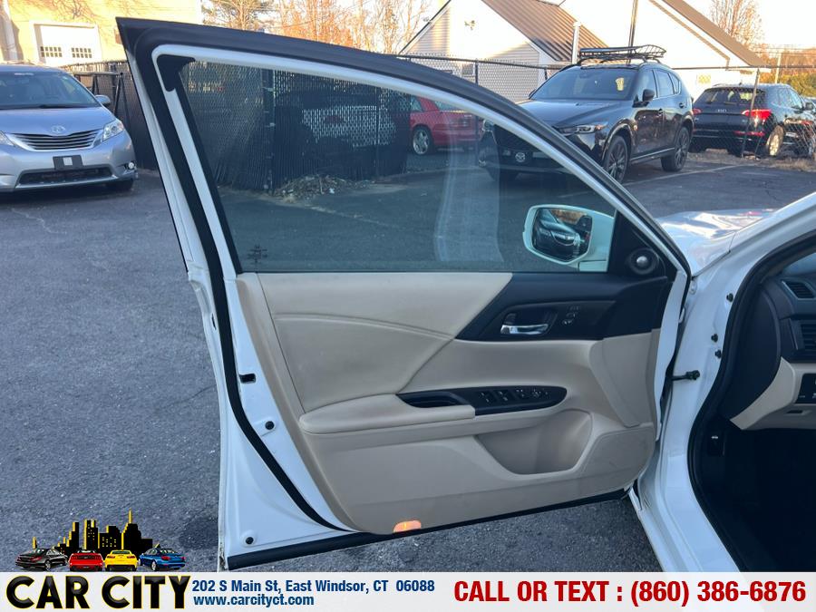 Used Honda Accord Hybrid 4dr Sdn EX-L 2015 | Car City LLC. East Windsor, Connecticut Used Honda Accord Hybrid 4dr Sdn EX-L 2015 | Car City LLC. East Windsor, Connecticut