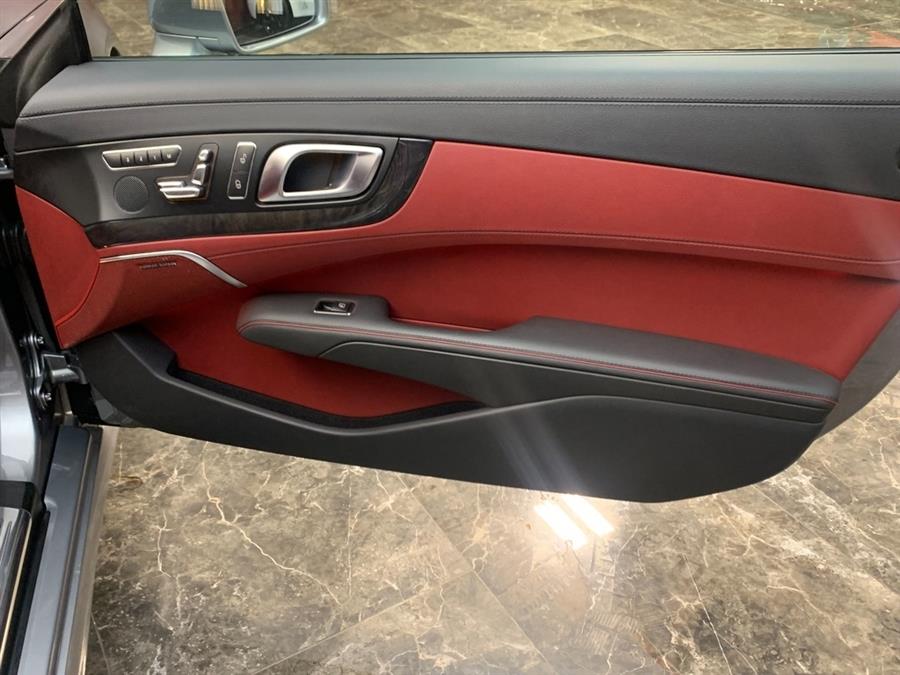 2014 Mercedes-benz Sl-class SL 550, available for sale in Deer Park, New York | Select Motor Cars. Deer Park, New York 2014 Mercedes-benz Sl-class SL 550, available for sale in Deer Park, New York | Select Motor Cars. Deer Park, New York