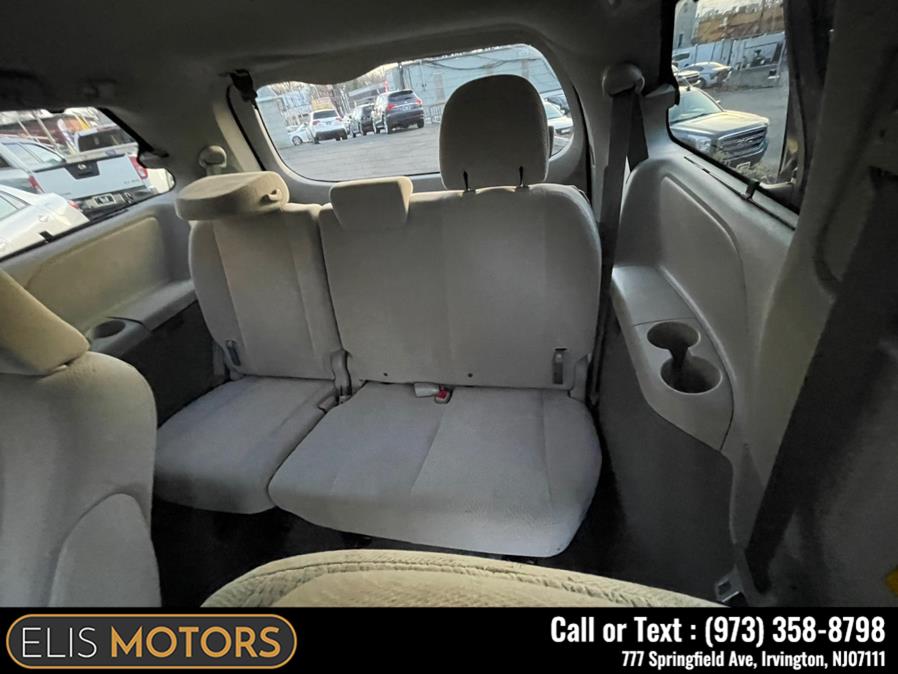 2014 Toyota Sienna 5dr 7-Pass Van V6 LE AWD (Natl), available for sale in Irvington, New Jersey | Elis Motors Corp. Irvington, New Jersey 2014 Toyota Sienna 5dr 7-Pass Van V6 LE AWD (Natl), available for sale in Irvington, New Jersey | Elis Motors Corp. Irvington, New Jersey