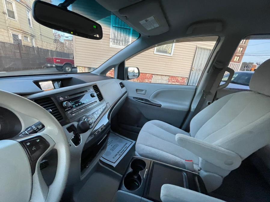 2014 Toyota Sienna 5dr 7-Pass Van V6 LE AWD (Natl), available for sale in Irvington, New Jersey | Elis Motors Corp. Irvington, New Jersey 2014 Toyota Sienna 5dr 7-Pass Van V6 LE AWD (Natl), available for sale in Irvington, New Jersey | Elis Motors Corp. Irvington, New Jersey