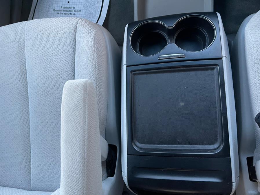 2014 Toyota Sienna 5dr 7-Pass Van V6 LE AWD (Natl), available for sale in Irvington, New Jersey | Elis Motors Corp. Irvington, New Jersey 2014 Toyota Sienna 5dr 7-Pass Van V6 LE AWD (Natl), available for sale in Irvington, New Jersey | Elis Motors Corp. Irvington, New Jersey