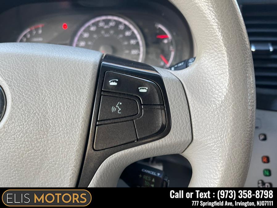 2014 Toyota Sienna 5dr 7-Pass Van V6 LE AWD (Natl), available for sale in Irvington, New Jersey | Elis Motors Corp. Irvington, New Jersey 2014 Toyota Sienna 5dr 7-Pass Van V6 LE AWD (Natl), available for sale in Irvington, New Jersey | Elis Motors Corp. Irvington, New Jersey
