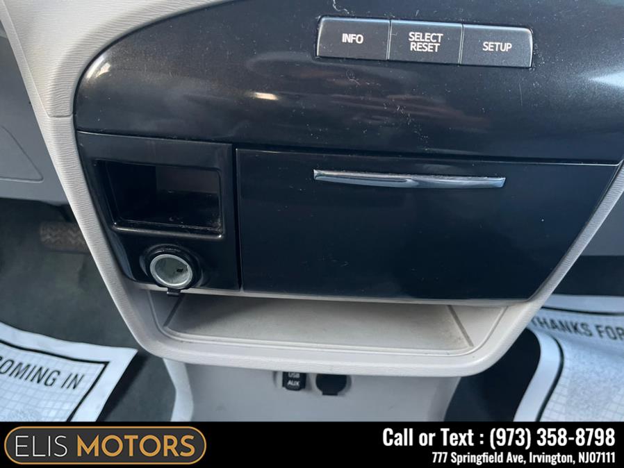 2014 Toyota Sienna 5dr 7-Pass Van V6 LE AWD (Natl), available for sale in Irvington, New Jersey | Elis Motors Corp. Irvington, New Jersey 2014 Toyota Sienna 5dr 7-Pass Van V6 LE AWD (Natl), available for sale in Irvington, New Jersey | Elis Motors Corp. Irvington, New Jersey