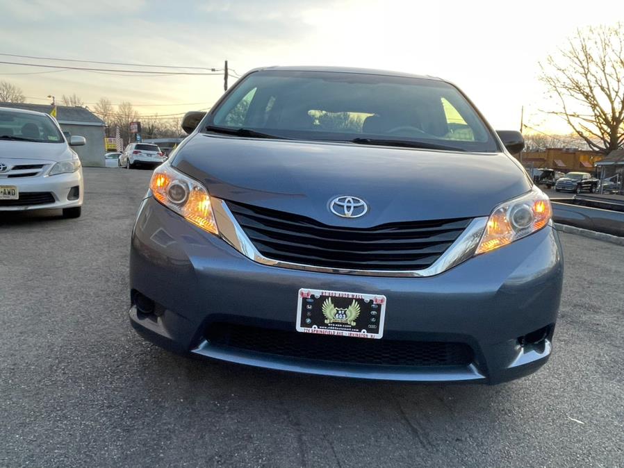2014 Toyota Sienna 5dr 7-Pass Van V6 LE AWD (Natl), available for sale in Irvington, New Jersey | Elis Motors Corp. Irvington, New Jersey 2014 Toyota Sienna 5dr 7-Pass Van V6 LE AWD (Natl), available for sale in Irvington, New Jersey | Elis Motors Corp. Irvington, New Jersey