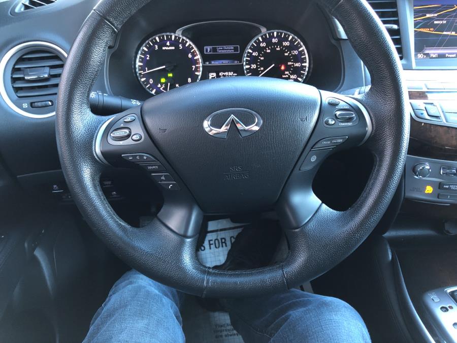 2013 INFINITI JX35 AWD 4dr, available for sale in Waterbury, Connecticut | National Auto Brokers, Inc.. Waterbury, Connecticut 2013 INFINITI JX35 AWD 4dr, available for sale in Waterbury, Connecticut | National Auto Brokers, Inc.. Waterbury, Connecticut