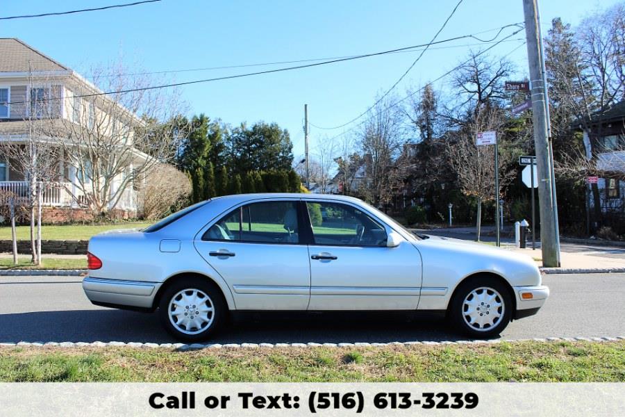 1997 Mercedes-Benz E-Class 4dr Sdn 3.2L, available for sale in Great Neck, New York | Great Neck Car Buyers & Sellers. Great Neck, New York 1997 Mercedes-Benz E-Class 4dr Sdn 3.2L, available for sale in Great Neck, New York | Great Neck Car Buyers & Sellers. Great Neck, New York